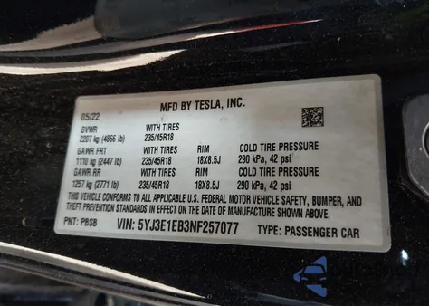 2022 Tesla Model 3 Long Range Dual Motor All-Wheel Drive z USA, uszkodzony, nr VIN 5YJ3E1EB3NF257077